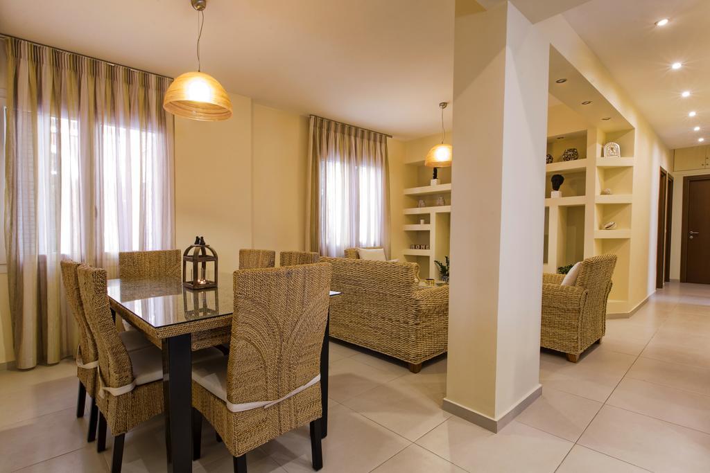 דירות Corfu  Cashel House מראה חיצוני תמונה